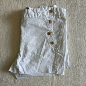 Banana Republic White Cotton Shorts with Button Detailing